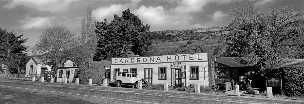 Cardrona Hotel Tony Fergusson Photography Panorama